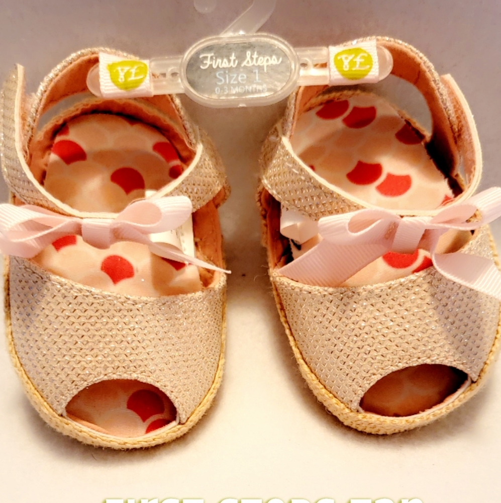 Infant sandals
